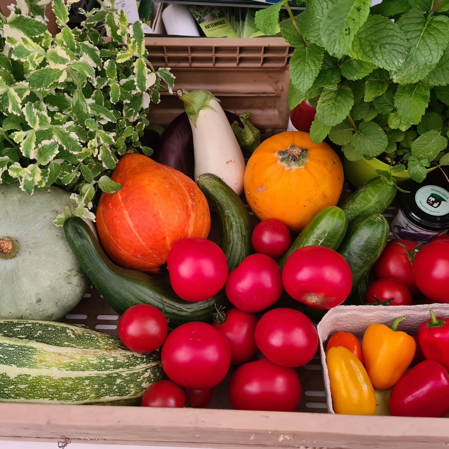 Vegetable box - free delivery within a 15km radius