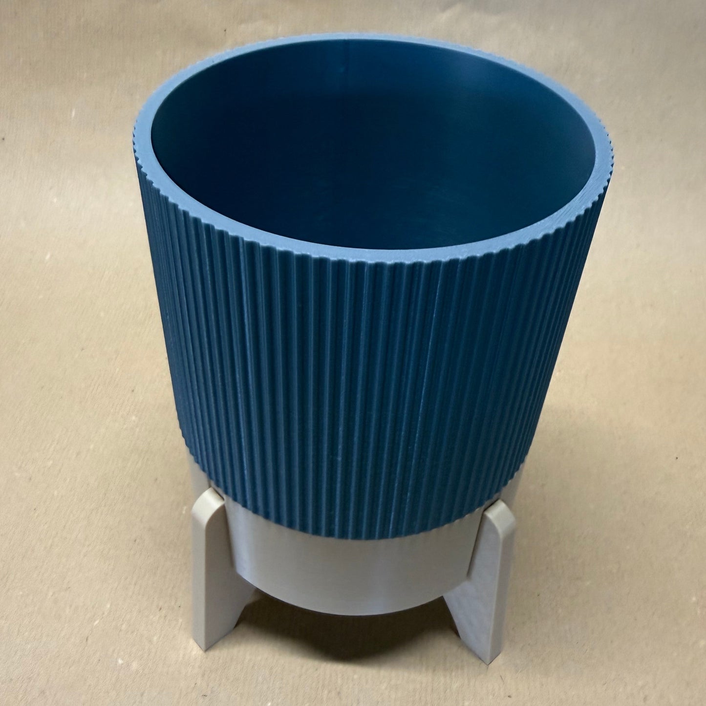 Rocket Planter - der Topf mit Wasservorrat